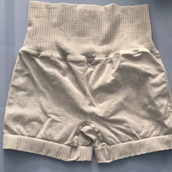 Nwot Free People good karma shorts - Picture 4 of 7